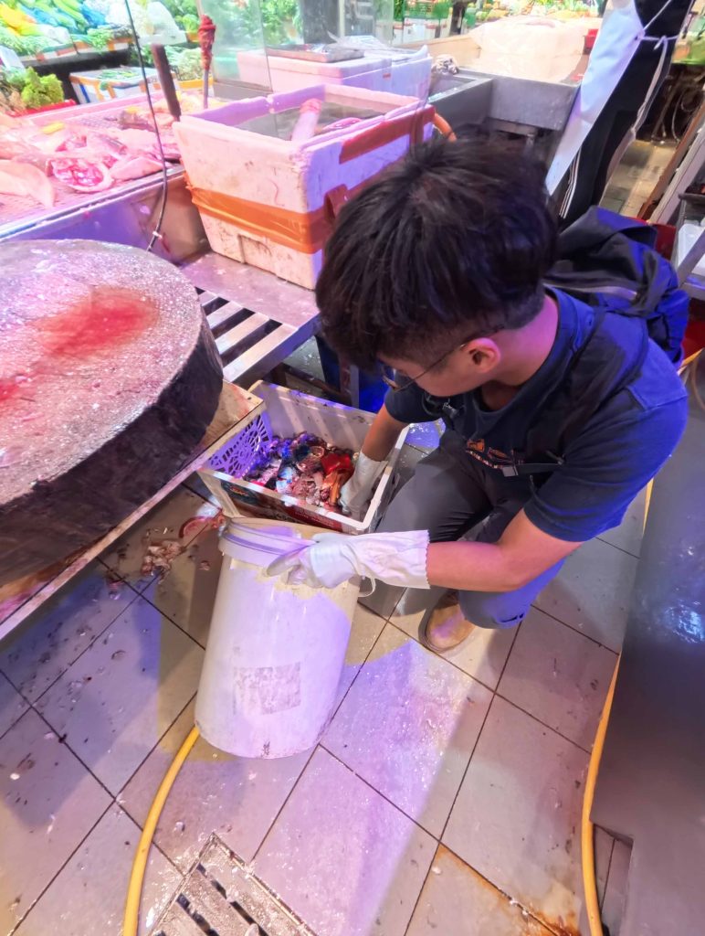 魚檔沒有用的剩餘魚料可以用作堆肥。