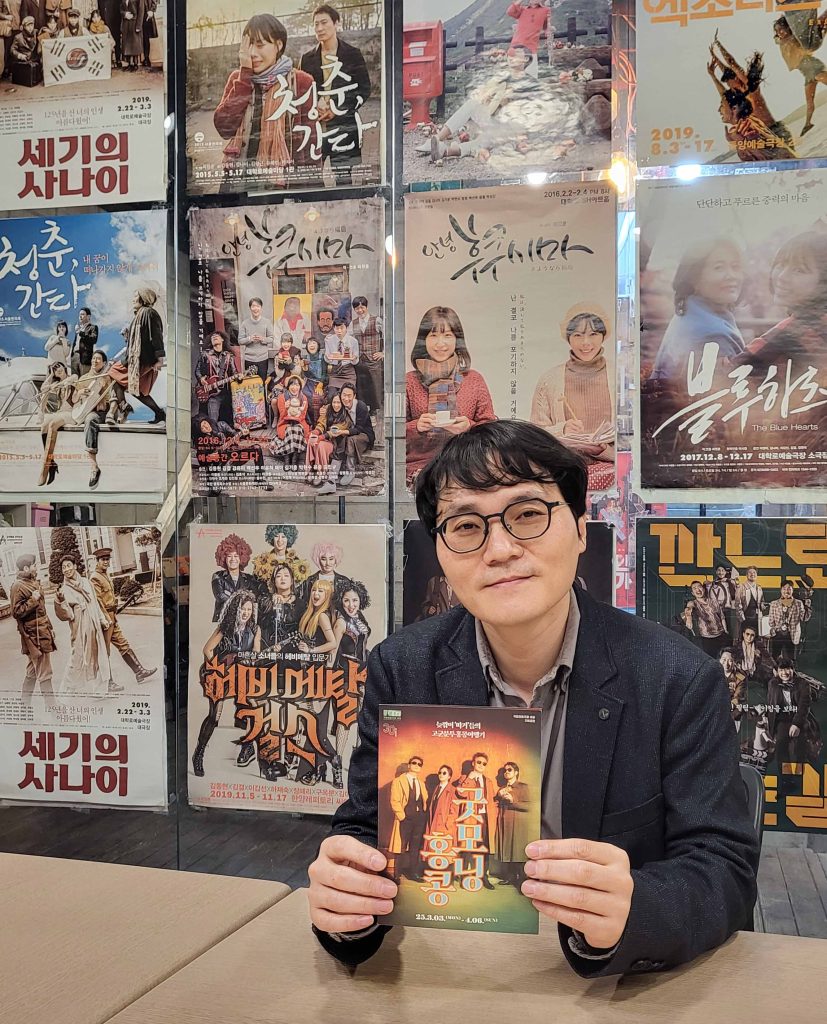 崔元鍾以創作舞台劇悼念他的偶像。(蔡德蕙攝)