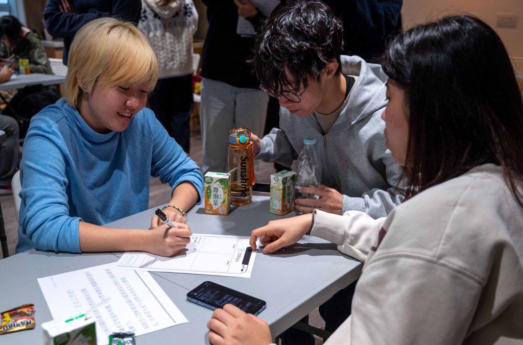 紀尤（左一）表示，女性知道更多知識，會更懂得保護自己。