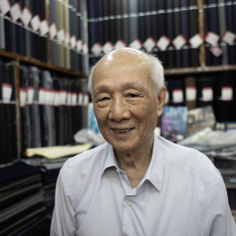 「利來呢絨行」老闆陳申