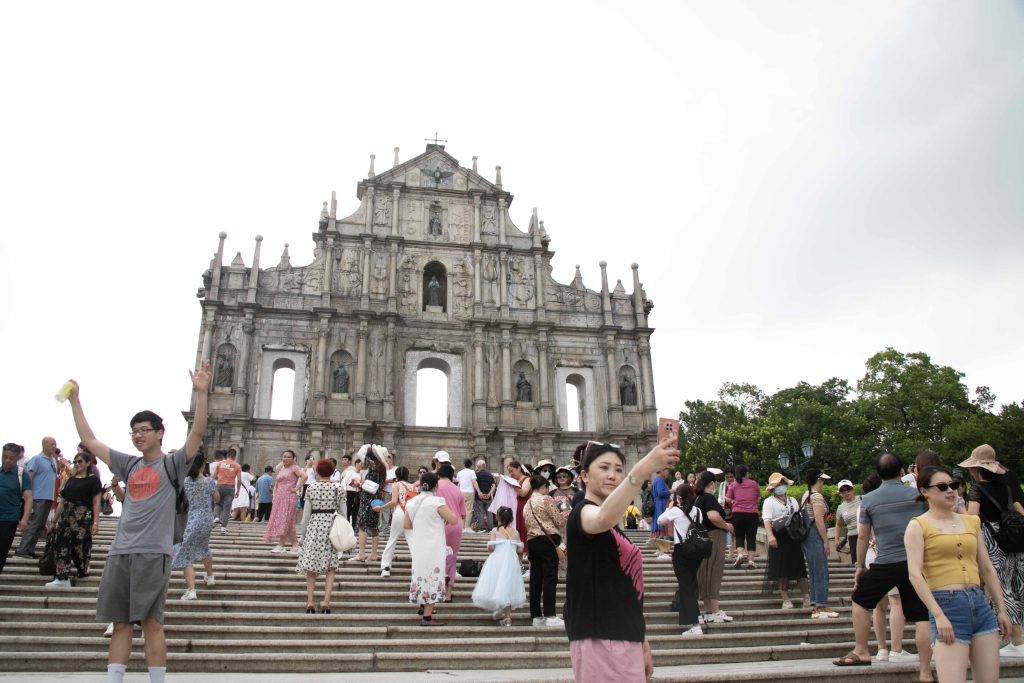 疫情後澳門大力推廣旅遊業，內地遊客平均逗留1天，旺丁不旺財。（關震海攝）