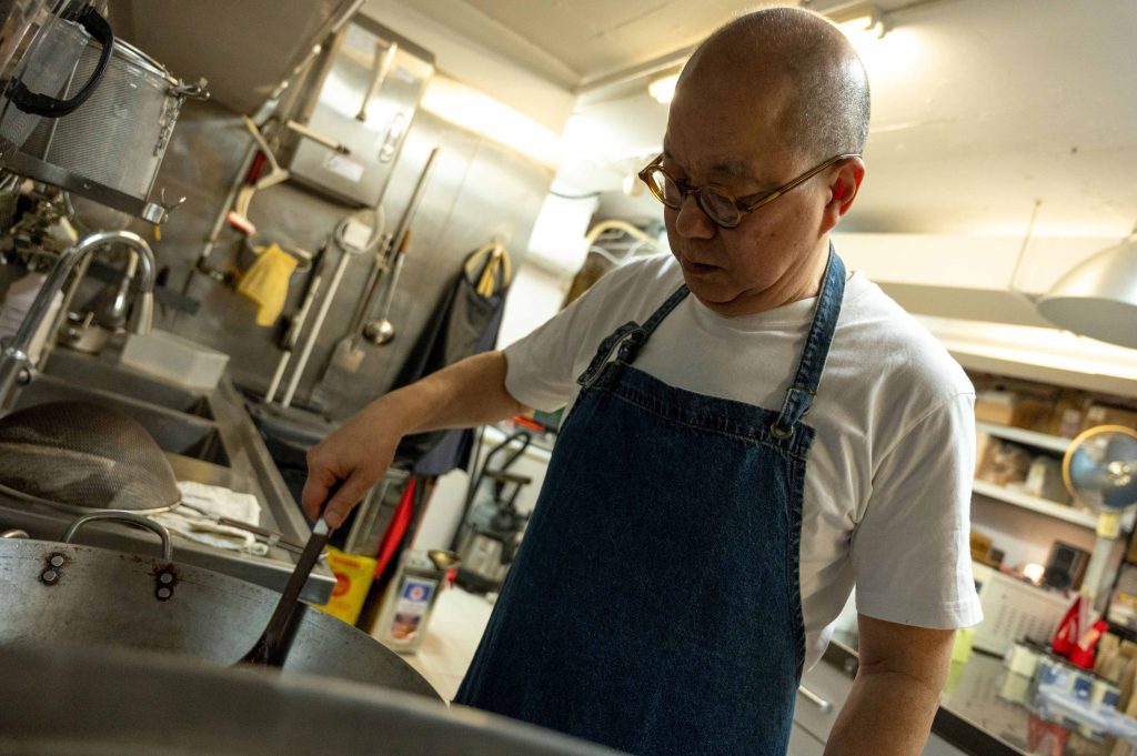 阿草創立「港優糧」與「研味社」，主打從材料都生產都是香港製造。