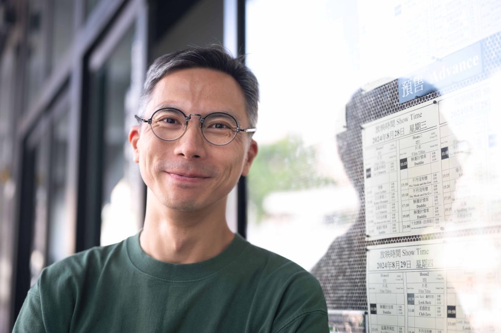 周冠威稱香港電影除了自由受局限，目前市道不景氣也是當前的問題。