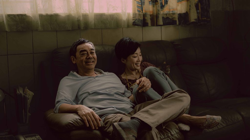 電影充滿丈夫對亡妻的思念。（《爸爸》劇照由高先電影提供）