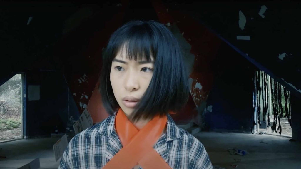 2023年4月，電檢處指影片《艙》穿插與疫情、示威和囚禁有關的影像和聲音，可能致觀眾誤信近年社會動盪失實陳述；可能構成美化示威者非法行為，激起觀眾對政府不滿，不利國家安全；把應急醫院和方艙描寫成囚禁，有疑為內地居民抗疫期間跳樓片段，未有來龍去脈，偏頗失實。